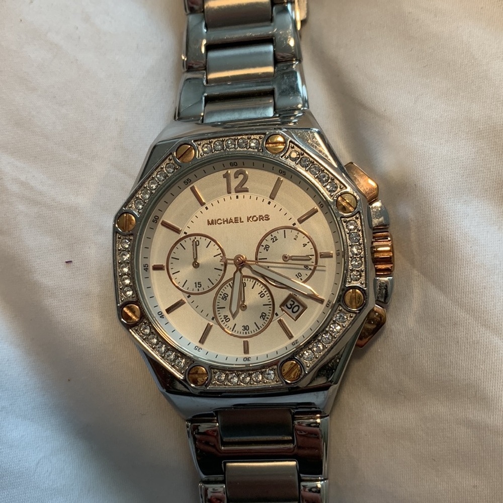 Michael Kors watch - Picture 3 of 4